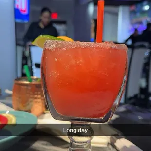 Strawberry skinny margarita