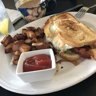 BREAKFAST SANDWICH