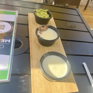 dip appetizer (queso, bean dip, guacamole)