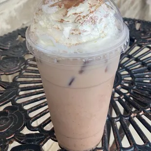 Gingerbread house, the seasonal drink.