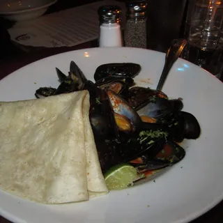 Guajillo Mussels