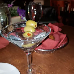 oysters and mussels, drink