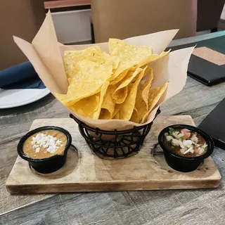 Bottomless Chips and Salsa