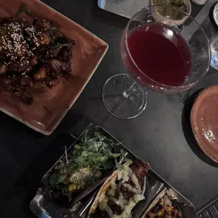Kung Pao Cauliflower starter,100/10 - Tacos: Wild Child, Hot Honey Chicken, and Umami Steak, 10/10 - Drink: Hibis-kiss Smokeshow - 8/10