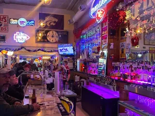 Finn's Neighborhood Pub