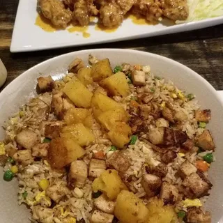 5. Hibachi Chicken Fried Rice