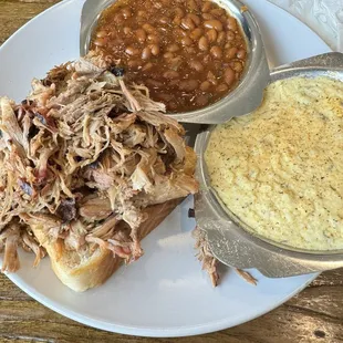 Smoked pulled pork plate
