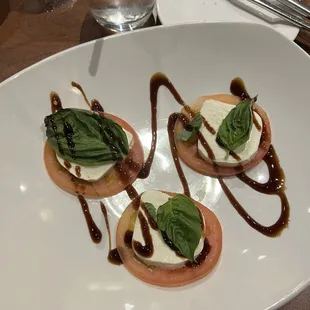 Caprese Salad (split in 1/2)