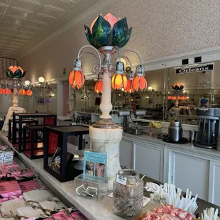 Counter space and Tiffany style lamps