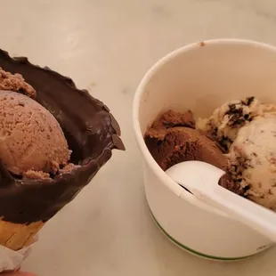 Cone of strawberry chocolate, cup of Holland chocolate and banana chocolate chip