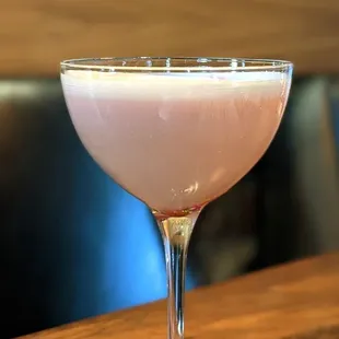 Whiskey sour cocktail.