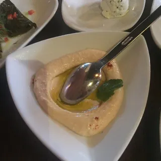 Hummus**