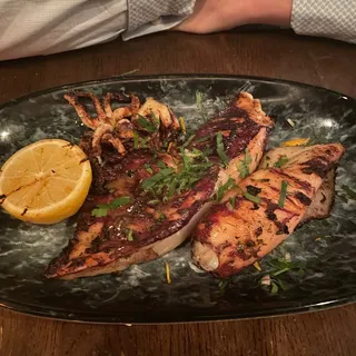 Grilled Kalamar**