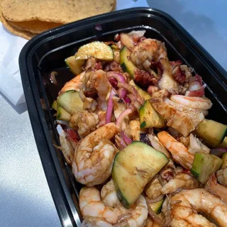 Aguachile Camaron Cocido con Pulpo (Shrimp & Octopus)