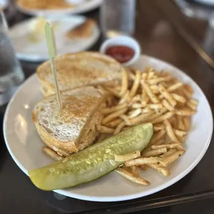 Chicken salad sandwhich