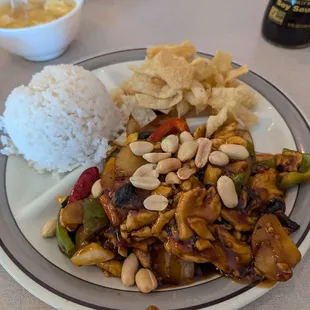 Kung Pao Chicken lunch portion