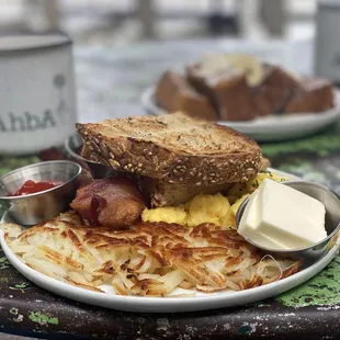 Eggs, Bacon, Sausage, Browns, Toast