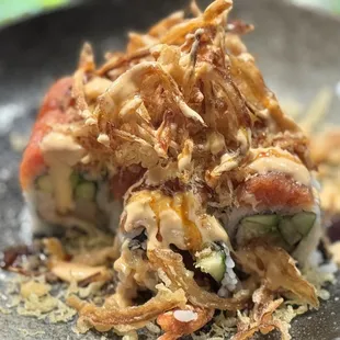 Crunch red dragon roll