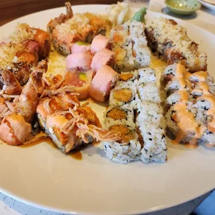 Loads of super good sushi.
