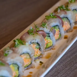 Kanpachi Machi Specialty Roll