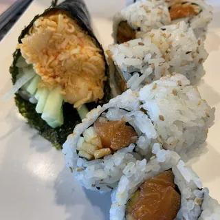 Spicy Salmon Roll