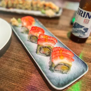 Cold Hawaii roll (so good with the mango sauce)