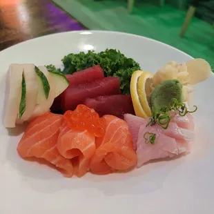 sushi, sashimi, sushi and sashimi, food
