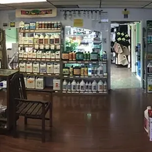 We are here to provide you with the products and advice to make your garden great!