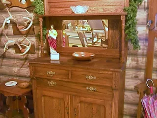 Red Shed Antiques