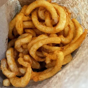 Curly fries yeS