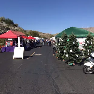 Lots of vendors but surprisingly not much Christmas merch