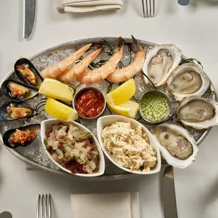 PLATEAU DE FRUTS DE MER
oyster, fluke tartare, crab salad, mussel escabeche, prawn cocktail