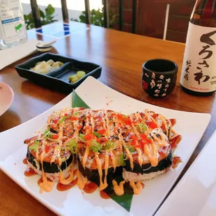 Volcano Roll - riceless ~ I think it&apos;s perfect for keto