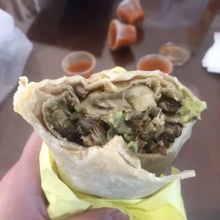 Carnitas burrito