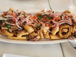 Farolito Peruvian Cuisine