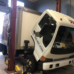 Suzuki Box Truck Maintenance