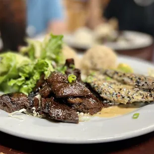 Mixed plate with Kalbi and Ahi