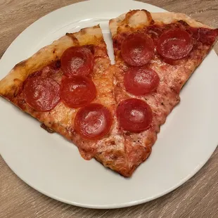 Pepperoni pizza
