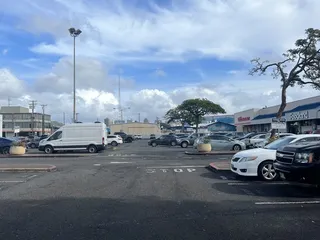 Dillingham Plaza