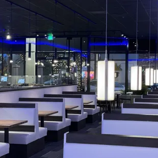 sushi and sashimi, interior