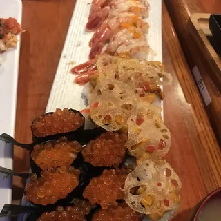 Smelt Egg Classic Sushi