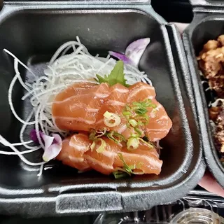 Salmon Classic Sashimi
