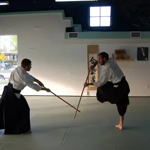 Sensei Matt Fluty demo's jo work