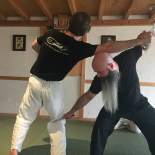Knife Fighting Class