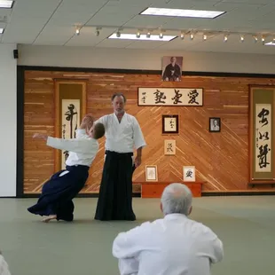 Learning from experienced instructors with many decades of experiences.