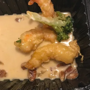 Honey walnut shrimp