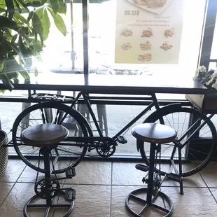 Neat little bike bar table