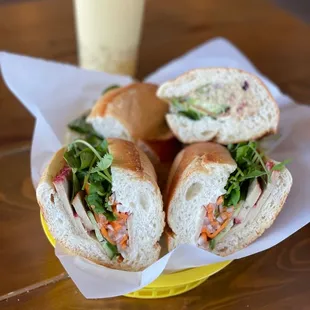 Front: Cheerful Xa-Xiu (bbq flavor)  Back: Ocean of love (tuna flavor)