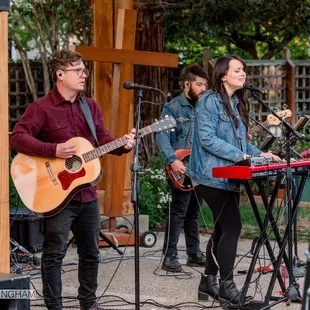 Community Christian Good Friday 2022 at the Ainsley House