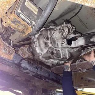 transfer case replacement on 2008 chevy silverado